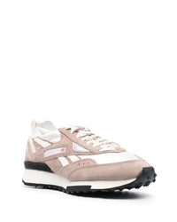 Baskets basses en daim marron Reebok