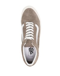 Baskets basses en daim marron Vans