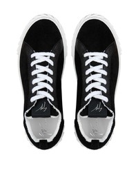 Baskets basses en daim noires et blanches Giuseppe Zanotti