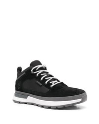 Baskets basses en daim noires et blanches Timberland