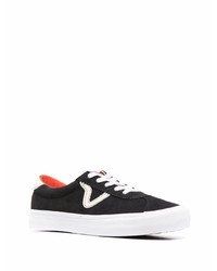 Baskets basses en daim noires et blanches Vans