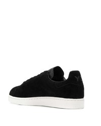 Baskets basses en daim noires et blanches Y-3