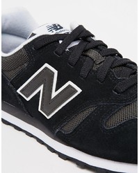 Baskets basses en daim noires New Balance