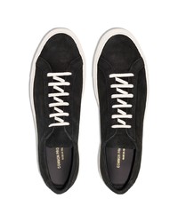 Baskets basses en daim noires Common Projects