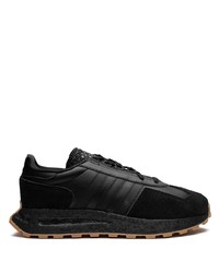 Baskets basses en daim noires adidas