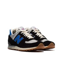 Baskets basses en daim noires New Balance