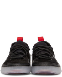 Baskets basses en daim noires Christian Louboutin