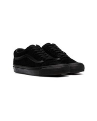 Baskets basses en daim noires Vans