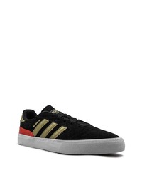 Baskets basses en daim noires adidas