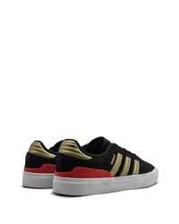 Baskets basses en daim noires adidas