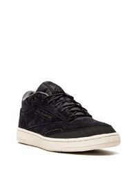 Baskets basses en daim noires Reebok