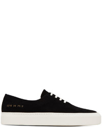 Baskets basses en daim noires Common Projects