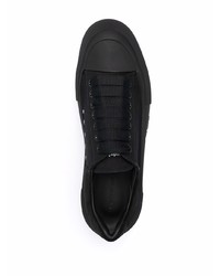 Baskets basses en daim noires Alexander McQueen