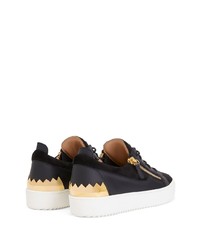 Baskets basses en daim noires Giuseppe Zanotti