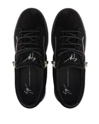 Baskets basses en daim noires Giuseppe Zanotti