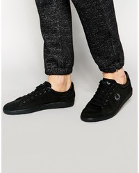 Baskets basses en daim noires Fred Perry