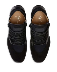 Baskets basses en daim noires Giuseppe Zanotti