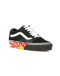 Baskets basses en daim noires Vans