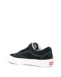 Baskets basses en daim noires Vans