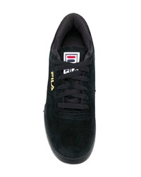 Baskets basses en daim noires Fila