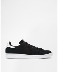 Baskets basses en daim noires adidas