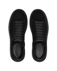 Baskets basses en daim noires Alexander McQueen