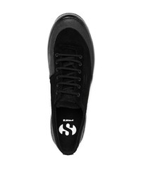 Baskets basses en daim noires Superga