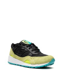 Baskets basses en daim noires Saucony