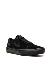 Baskets basses en daim noires Vans