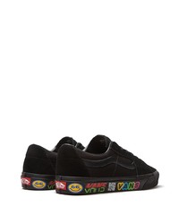 Baskets basses en daim noires Vans