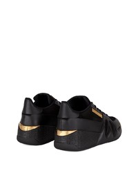 Baskets basses en daim noires Giuseppe Zanotti