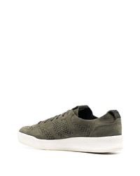 Baskets basses en daim olive New Balance