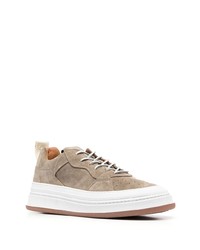 Baskets basses en daim olive Buttero