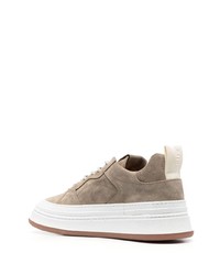 Baskets basses en daim olive Buttero