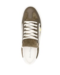 Baskets basses en daim olive Salvatore Ferragamo