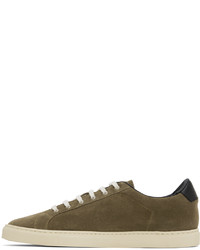 Baskets basses en daim olive Common Projects