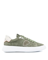 Baskets basses en daim olive Philippe Model Paris