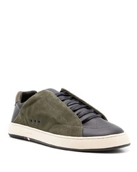 Baskets basses en daim olive OSKLEN