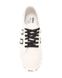 Baskets basses en daim ornées beiges Superga