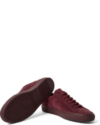 Baskets basses en daim pourpre foncé Common Projects