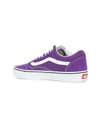 Baskets basses en daim pourpres Vans