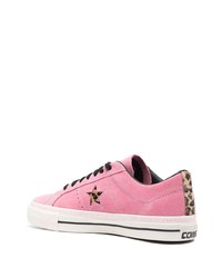 Baskets basses en daim roses Converse