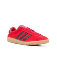 Baskets basses en daim rouges adidas