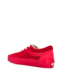 Baskets basses en daim rouges Vans