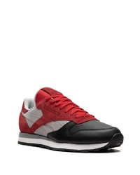 Baskets basses en daim rouges Reebok