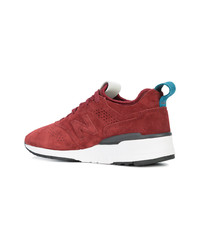 Baskets basses en daim rouges New Balance