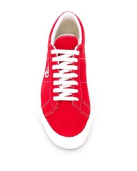 Baskets basses en daim rouges Vans