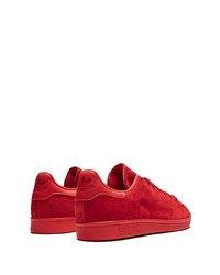 Baskets basses en daim rouges adidas