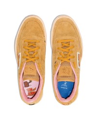 Baskets basses en daim tabac Reebok