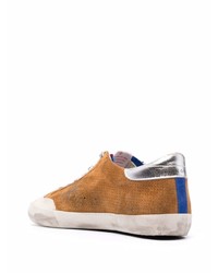 Baskets basses en daim tabac Golden Goose